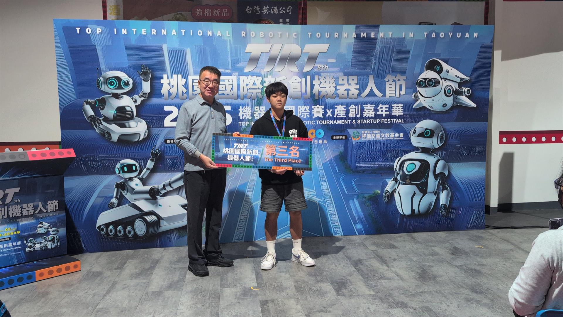 PXL_20251026_070859315