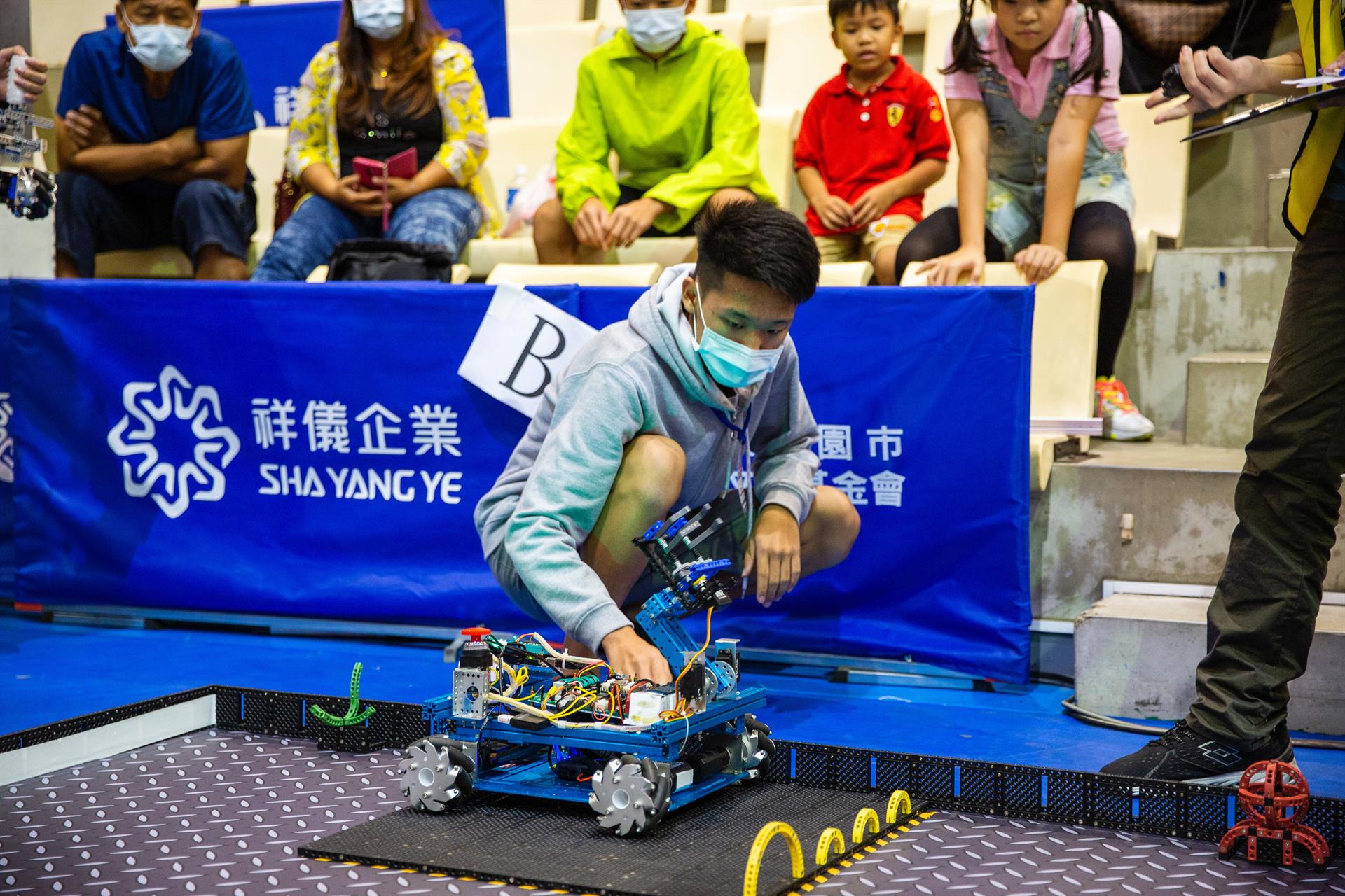 倉儲機器人00067