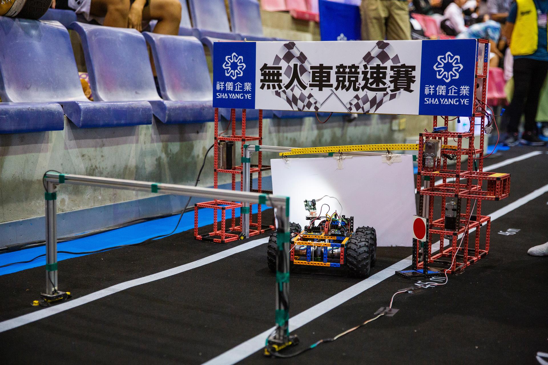 無人車競速00097